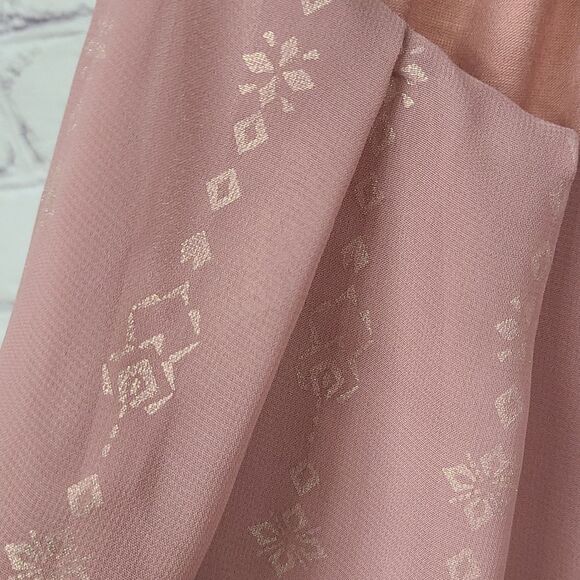 Maurices Sleeveless Top Medium Dusty Rose Pleated Neck Sheer Halter Keyhole Back - Picture 5 of 12